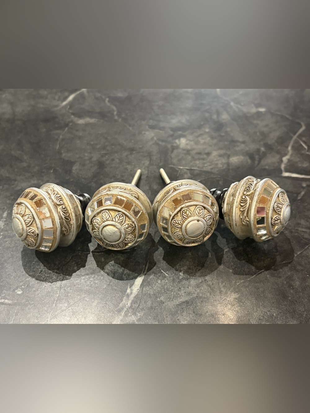 Set of 4 Silver Mirrored Drawer Pulls/Knobs